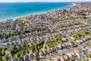 Photo 32- click for photo gallery